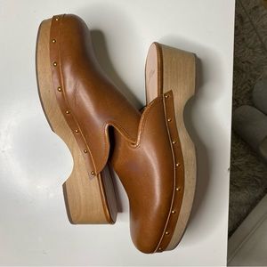 EUC J. Crew Leather Clogs